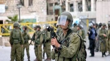 إصابة 11 فلسطينيا خلال اقتحام قوات الاحتلال مخيم عقبة جبر بالضفة