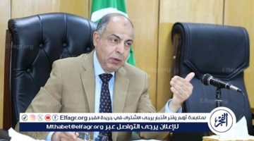 محافظ المنيا يناقش خطة العام الدراسي الجديد ويوجه برفع درجة الاستعداد