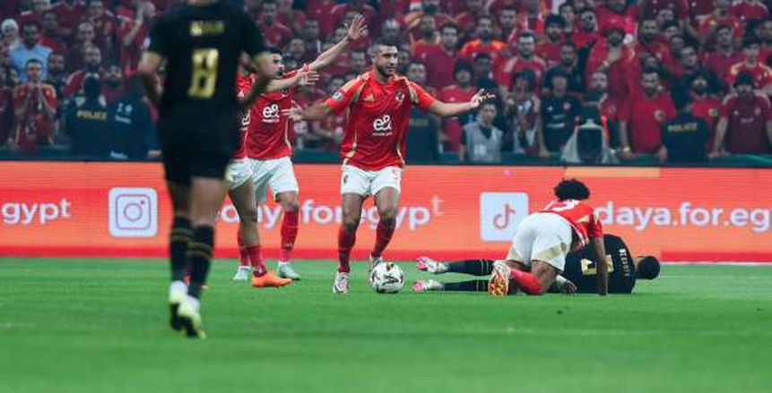 الوطن سبورت | دونجا يكشف سبب أزمته مع إمام عاشور في مباراة الأهلي والزمالك:«غلط فيا»