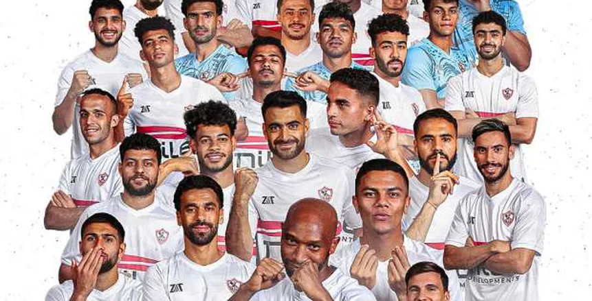 الوطن سبورت | إيمانويل أديبايور يشارك لاعبي الزمالك إحتفالية الفوز بالسوبر