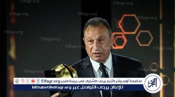 خلال اتصال هاتفي.. الخطيب يطمئن على لاعبي الأهلي في كينيا