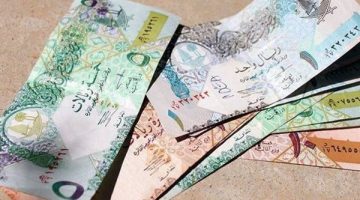 سعر الريال القطري أمام الجنيه بالبنوك اليوم الجمعة بماكينات الصرف الألي