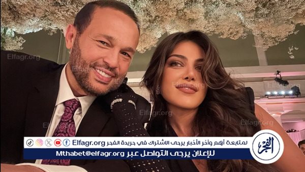 محمد حلاوة يشارك جمهوره بصورة رومانسية مع ريهام حجاج